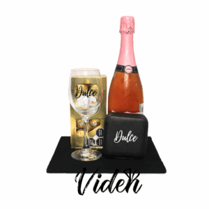 detalles-con-copas-personalizadas-detalles-con-vino-rosado-de-regalo-regalos-con-chocolates-regalos-pequeños-para-graduaciones